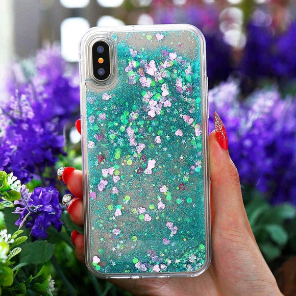 Accessories - iPhone Liquid Glitter Heart Case